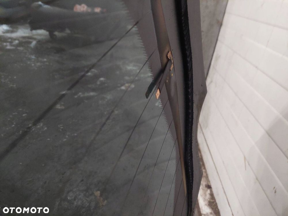 SZYBA TYŁ KLAPY BAGAŻNIKA PEUGEOT 5008 I 9664378080 - 2