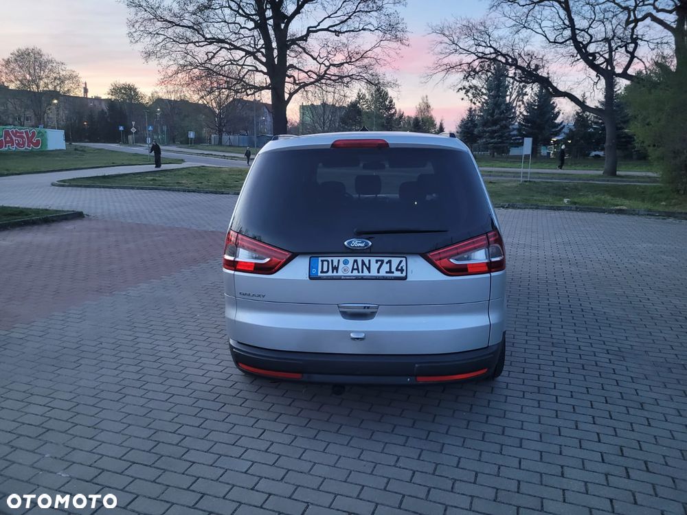 Ford Galaxy - 9