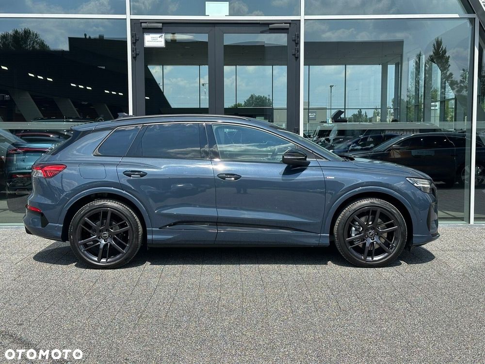 Audi Q4 e-tron - 5