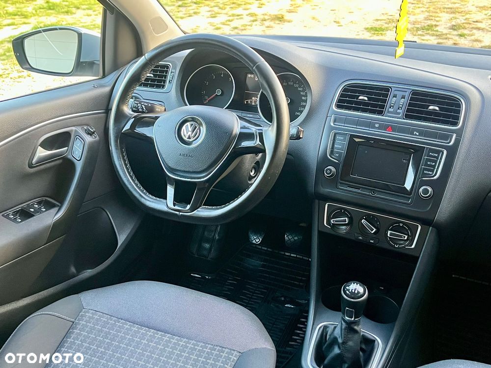 Volkswagen Polo 1.0 Comfortline - 14