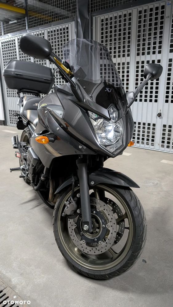 Yamaha XJ - 2