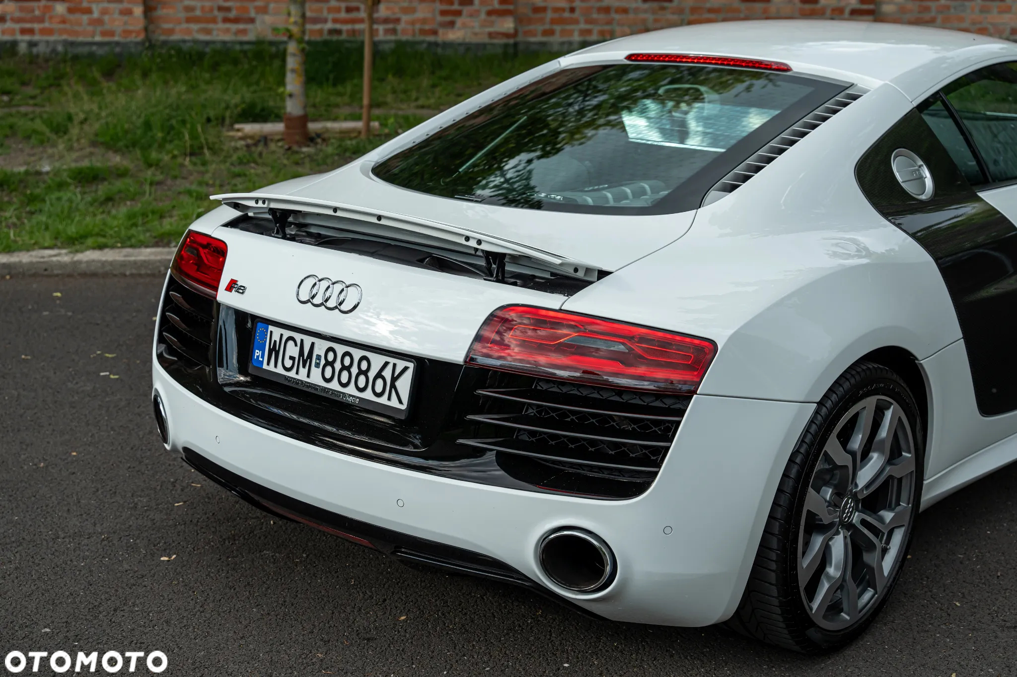 Audi R8 Coupé 5.2 Quattro S tronic - 4