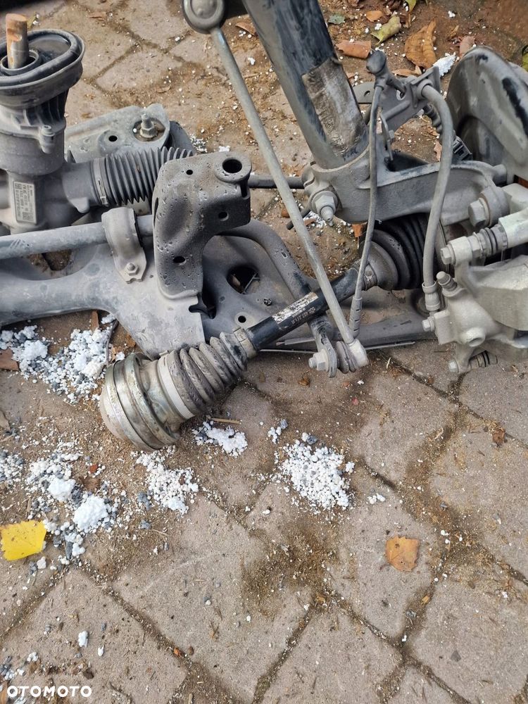 półoś lewa vw t-roc lift 2022 rok 5q0407271h - 1