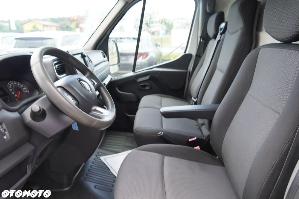 Renault Master - 10