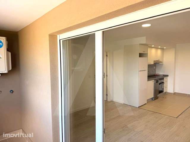Apartamento T2 a 3 minutos do C. C. Glicínias - Grande imagem: 5/16
