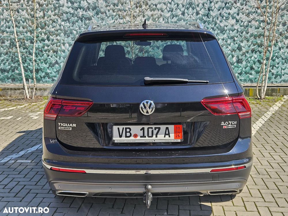 Volkswagen Tiguan - 12