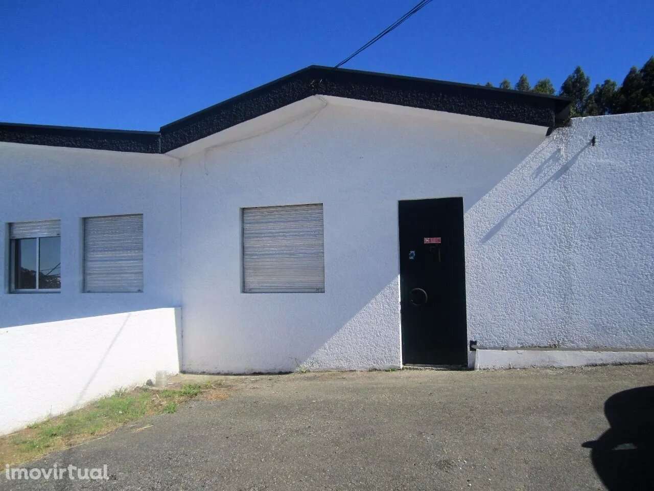 Arrendar Pavilhões na Vila de Cucujães, Oliveira de Azeméis - Grande imagem: 2/14