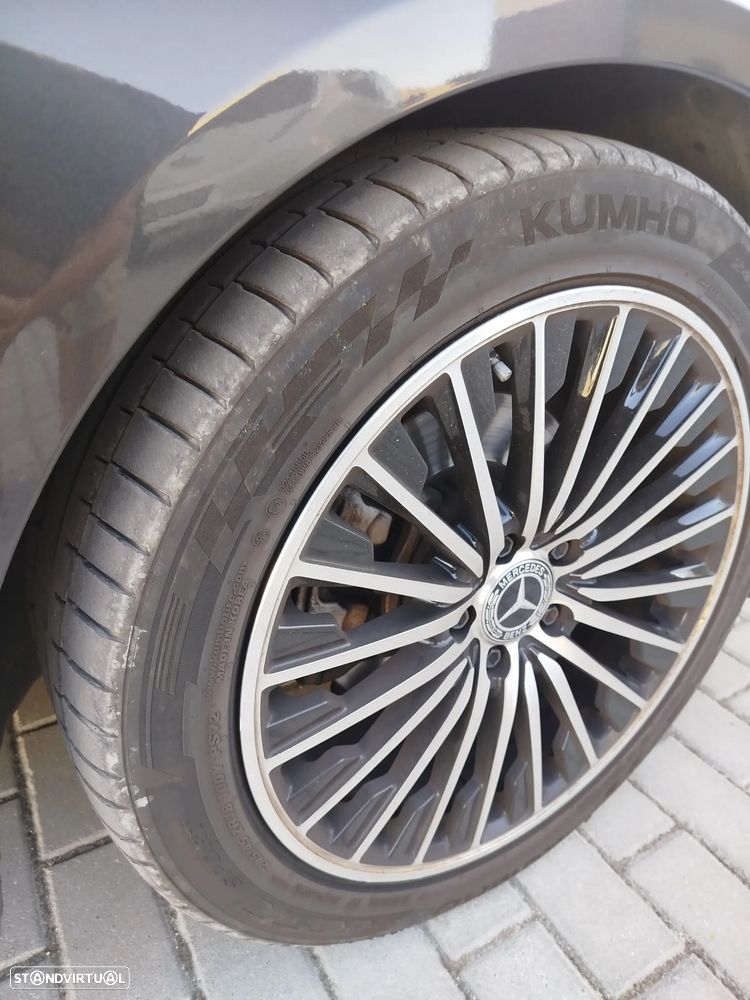 Mercedes-Benz E 220 - 11