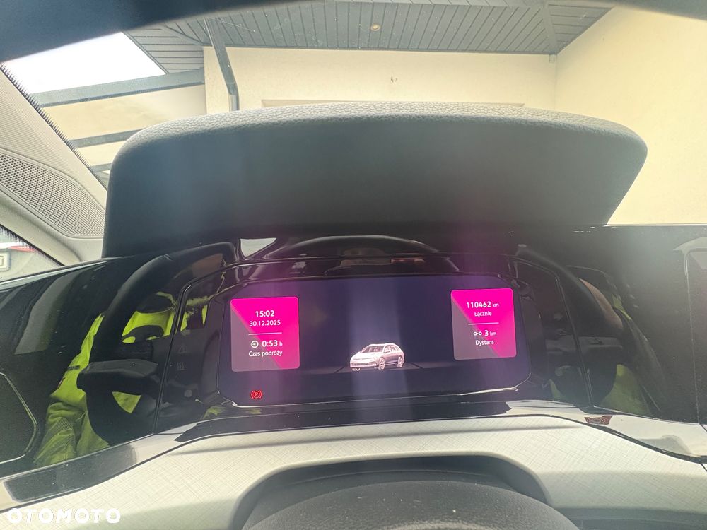 Volkswagen Golf Variant 2.0 TDI SCR Life - 23