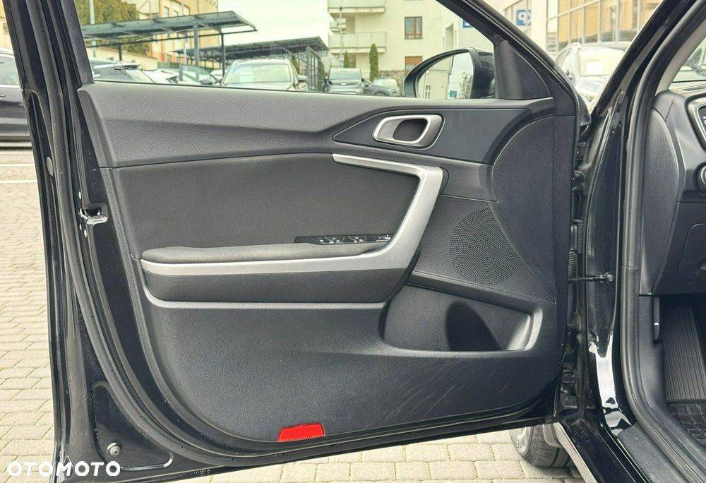 Kia Ceed 1.0 T-GDI S - 10