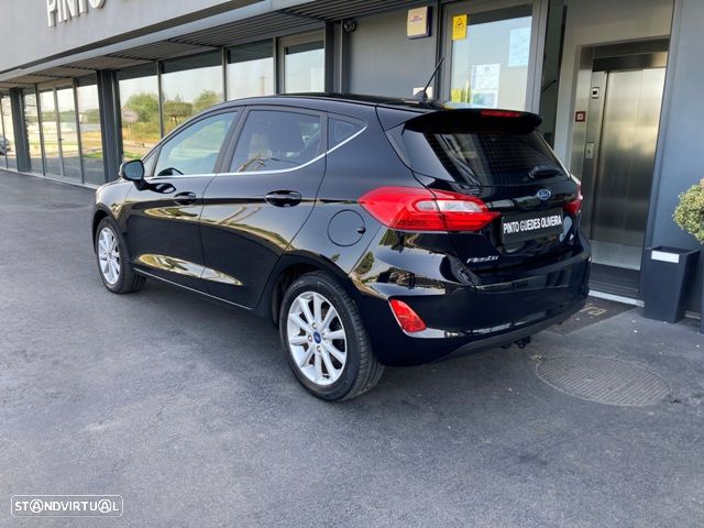 Ford Fiesta 1.0 EcoBoost S&S TITANIUM - 6
