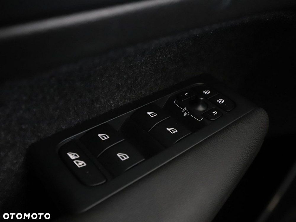 Volvo XC 40 B3 B DKG Core - 35