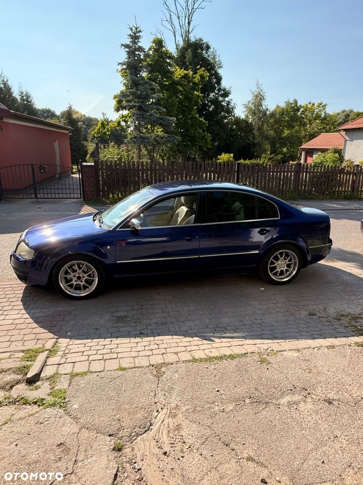 Skoda Superb 2.8 V6 Elegance - 1