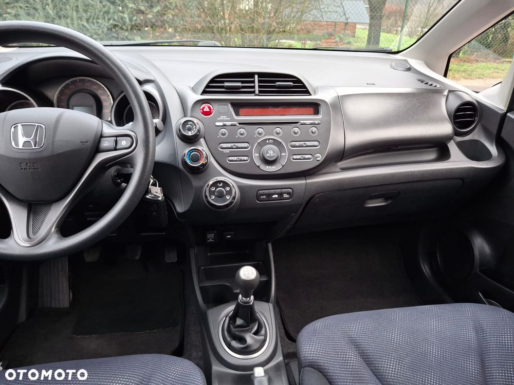 Honda Jazz ver-1-4-i--vtec-elegance - 12