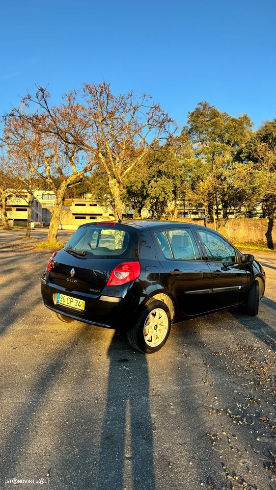 Renault Clio 1.5 dCi Confort - 5