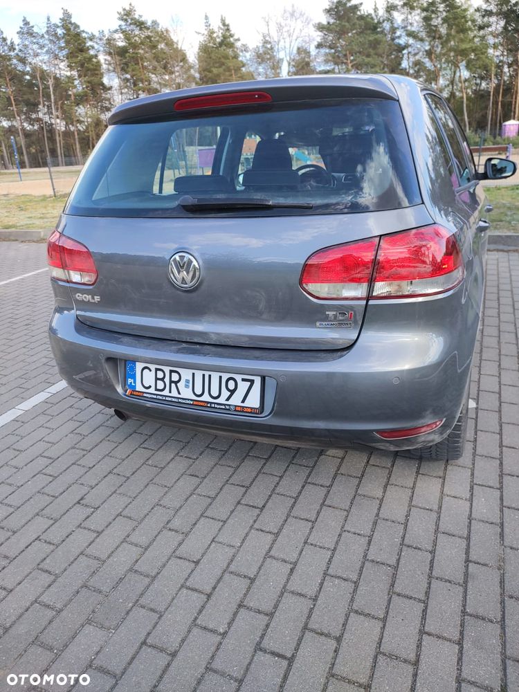 Volkswagen Golf 1.6 TDI DPF BlueMotion Technology MATCH - 10