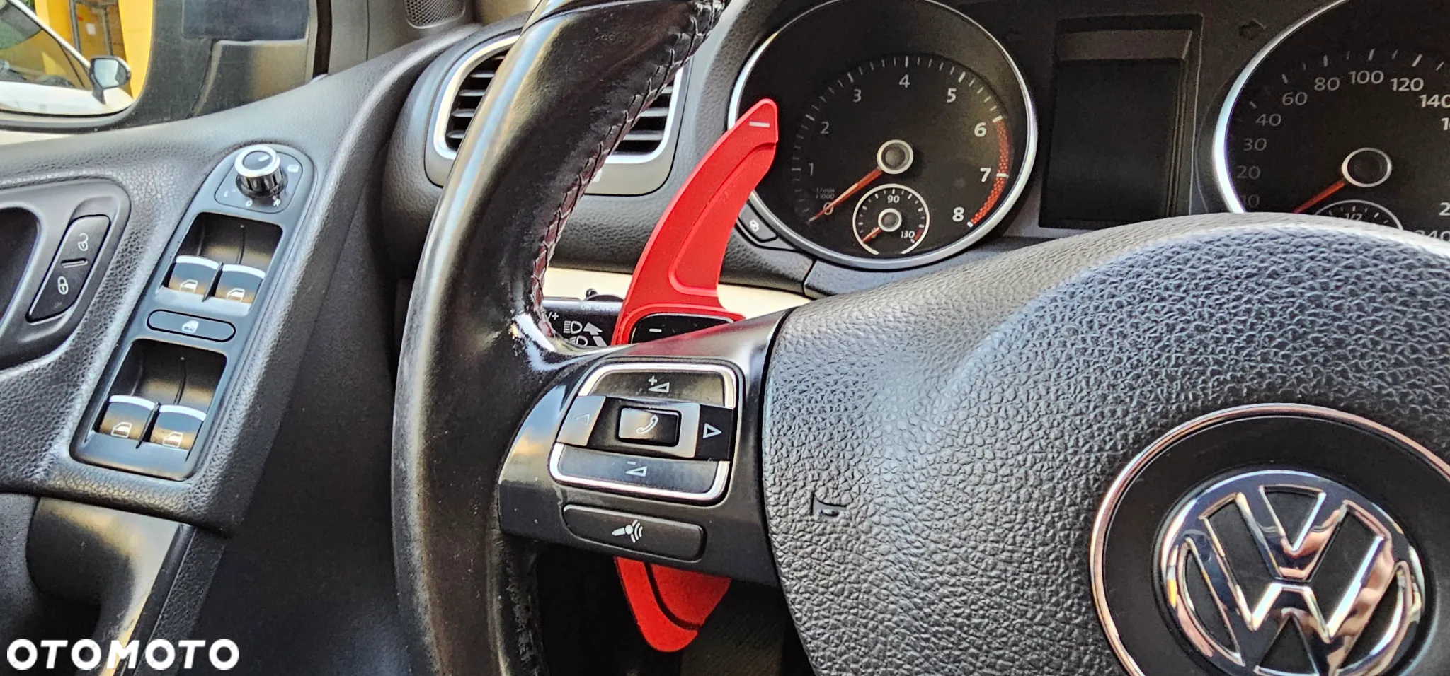 Volkswagen Golf 1.4 TSI DSG Highline - 13