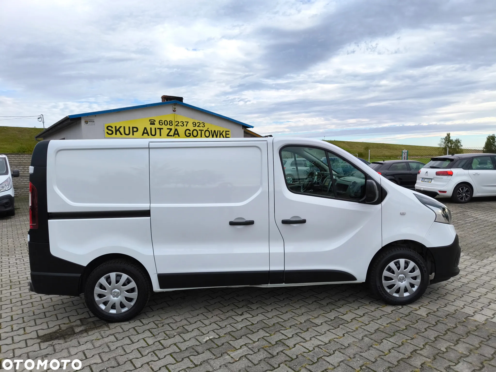 Renault Trafic - 6