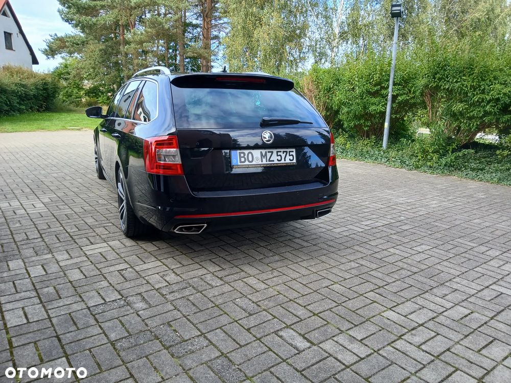 Skoda Octavia 2.0 TDI RS - 31