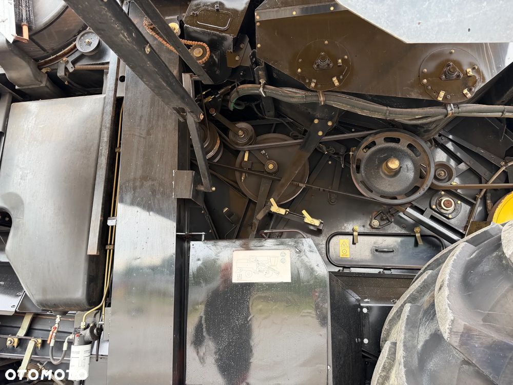 New Holland CX 8040 4x4 - 12