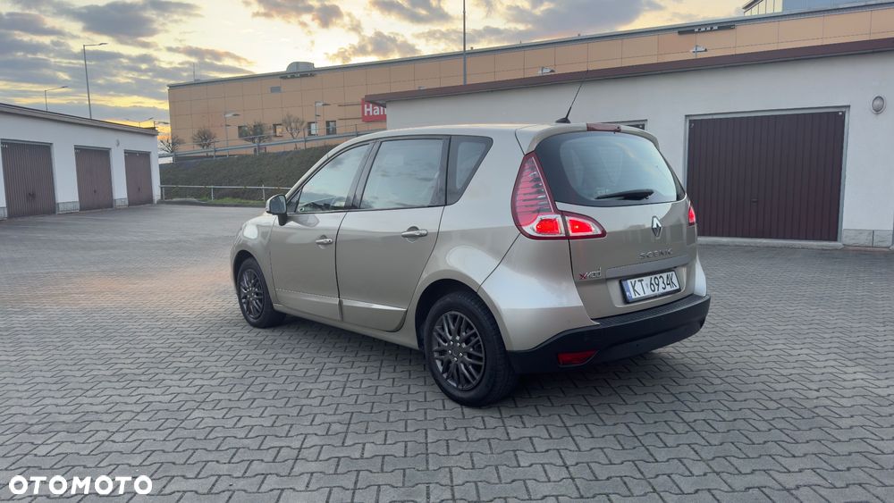 Renault Scenic 1.6 16V 110 Xmod Paris - 9
