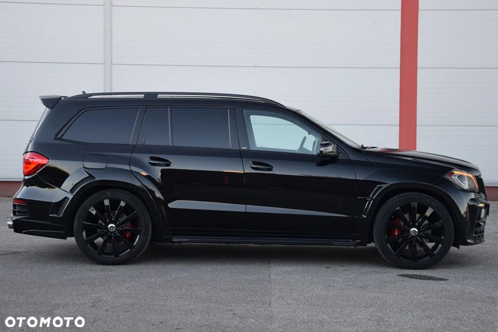 Mercedes-Benz GL 500 4-Matic - 12