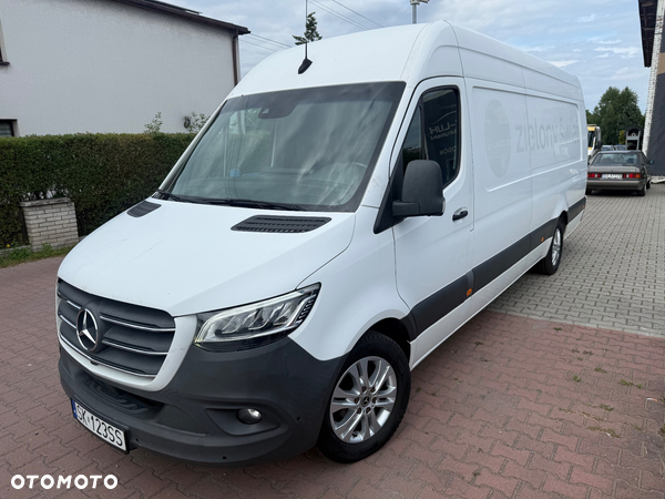 Mercedes-Benz Sprinter 319
