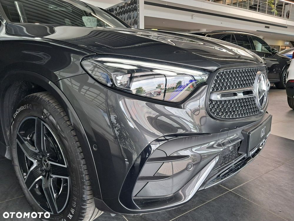 Mercedes-Benz GLC - 13