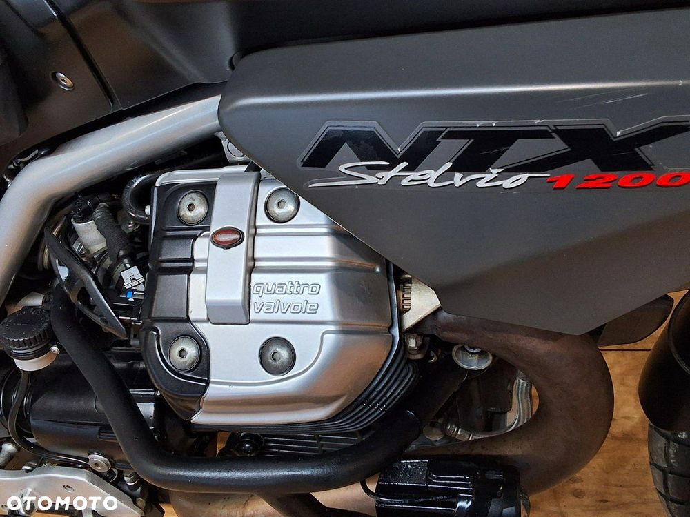 Moto Guzzi Stelvio - 5