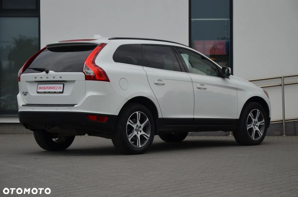 Volvo XC 60 - 8