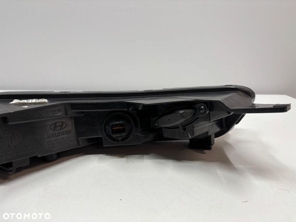 Hyundai Bayon Lampa Led DRL Lewa Przód Przednia 92207-Q0500 - 7