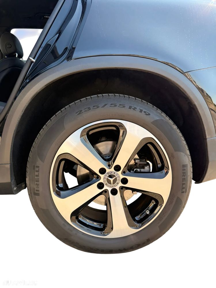 Mercedes-Benz GLC - 24