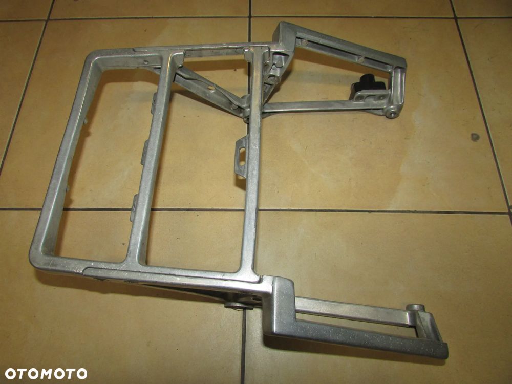 Honda XLV 750 RD01 bagażnik - 1