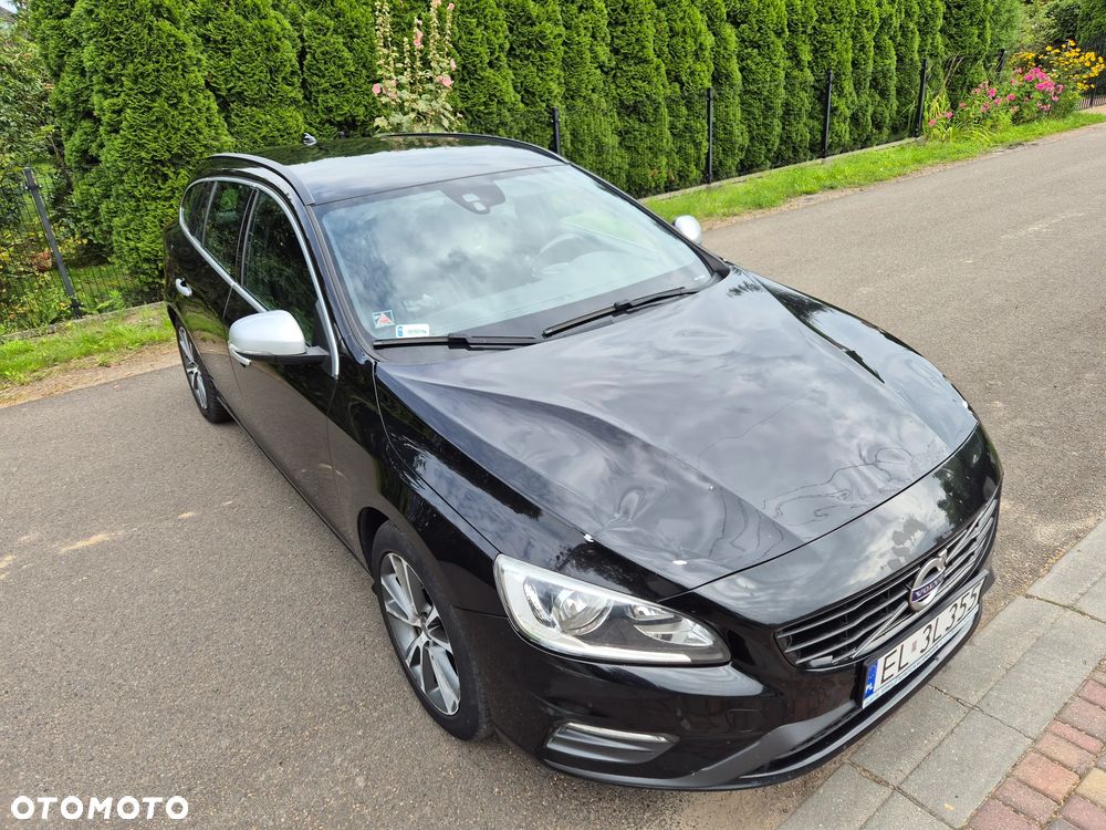 Volvo V60 D3 Drive-E R-Design Momentum - 3