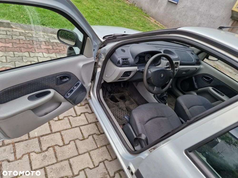 Renault Thalia 1.4 16V Expression - 9