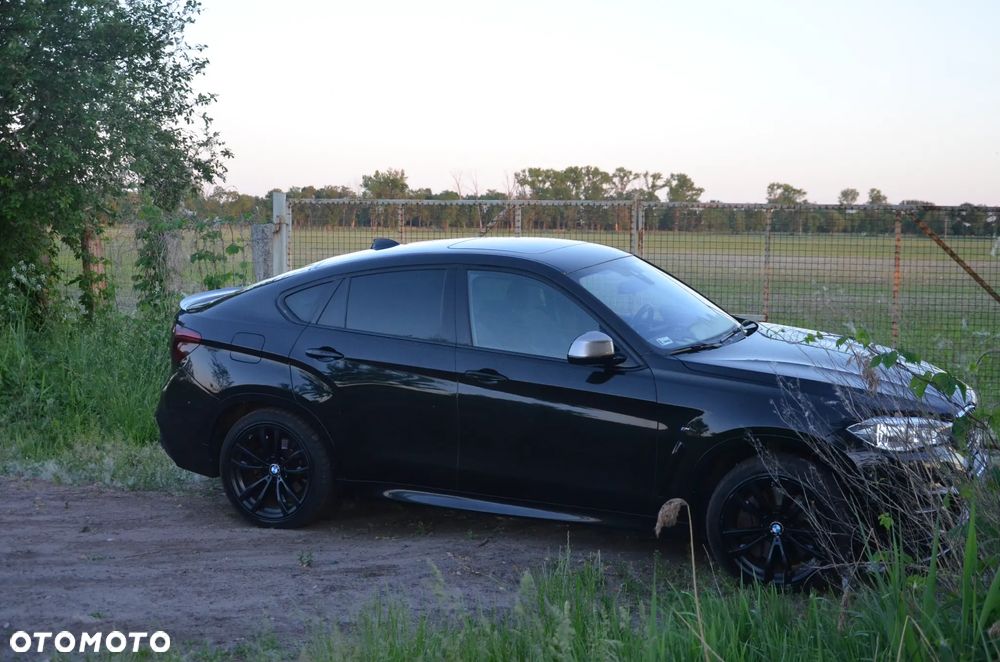 BMW X6 M50d - 12
