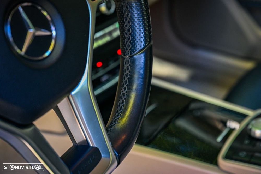 Mercedes-Benz E 200 - 35