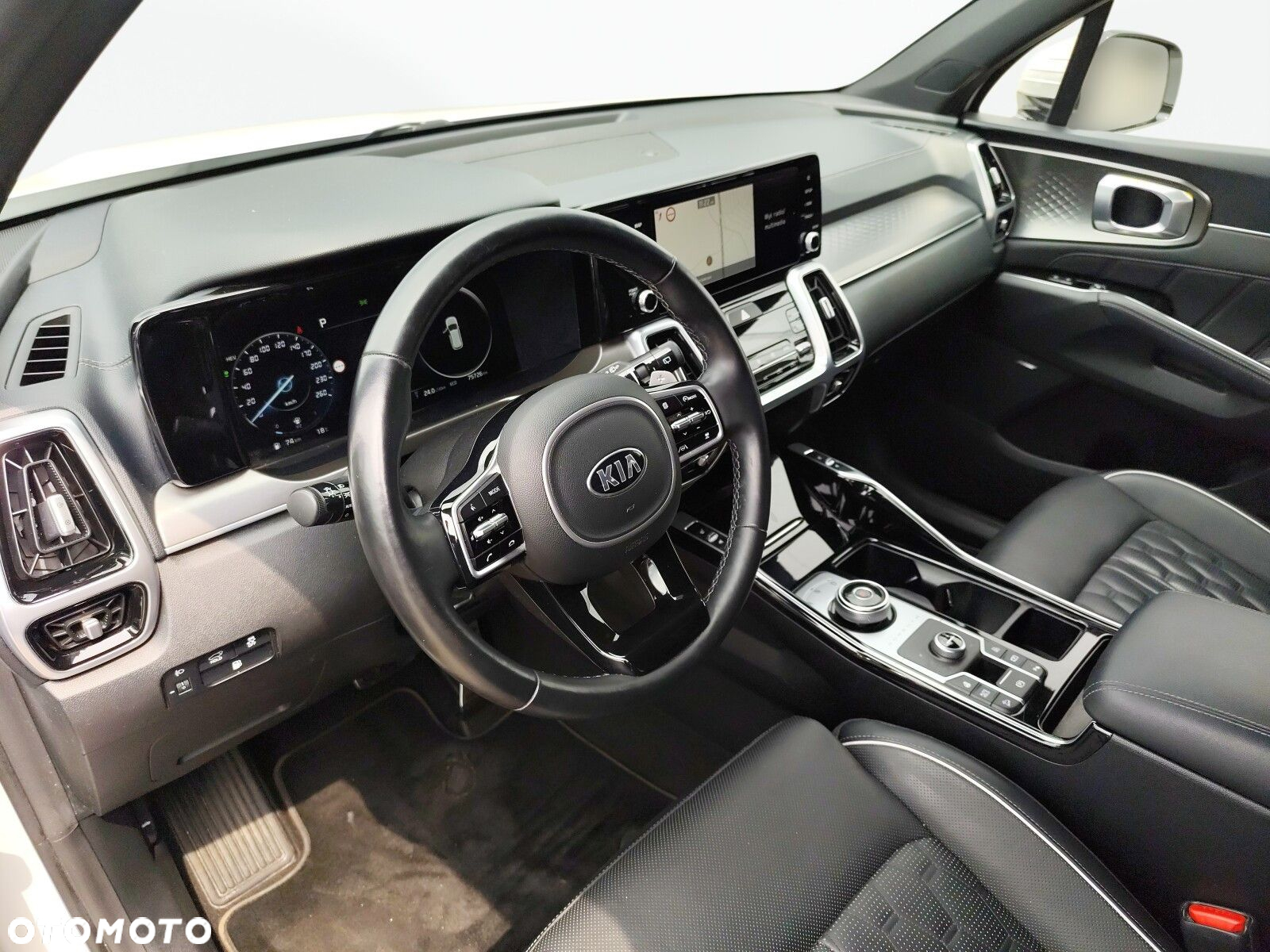 Kia Sorento - 9