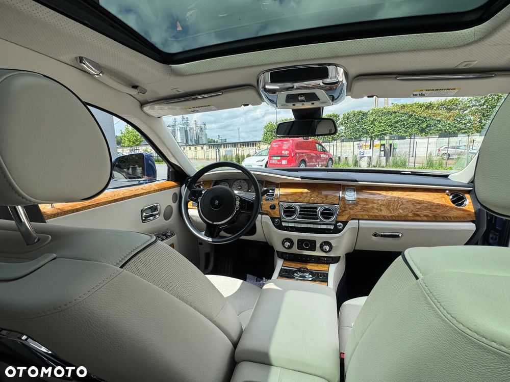 Rolls-Royce Ghost Series II - 10