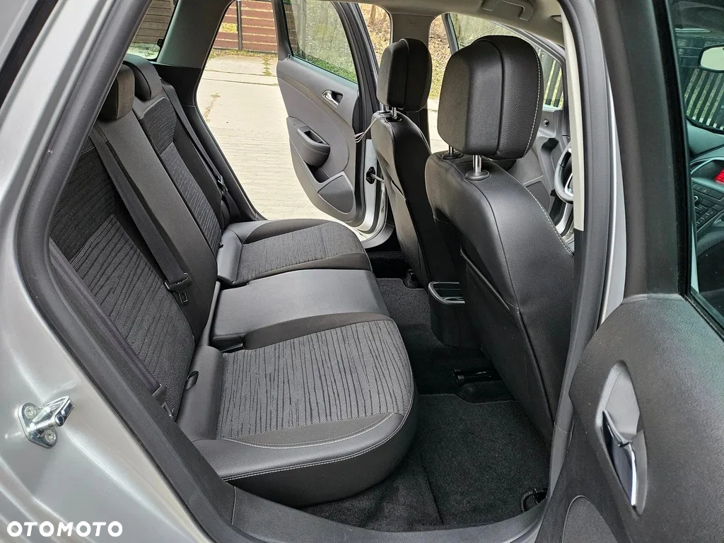Opel Astra - 21