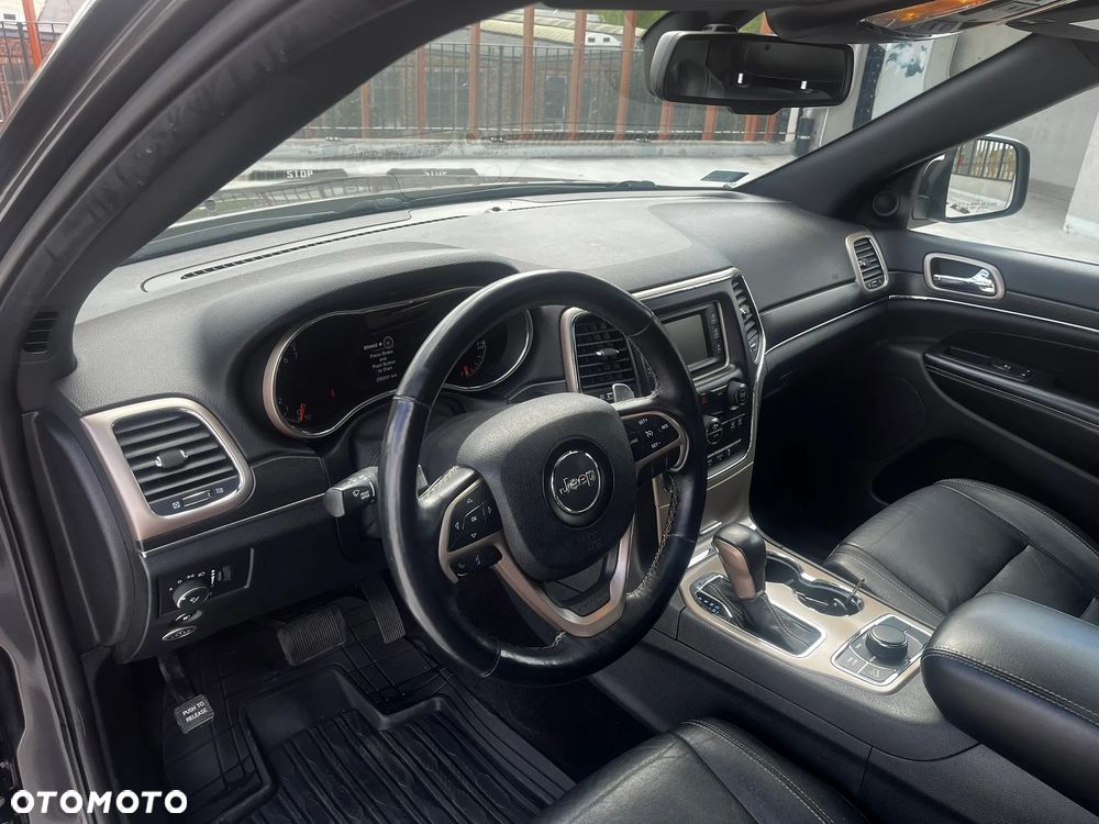 Jeep Grand Cherokee - 9