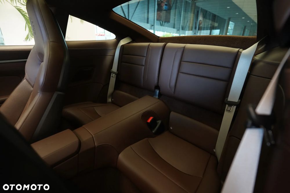 Porsche 911 Carrera S - 11