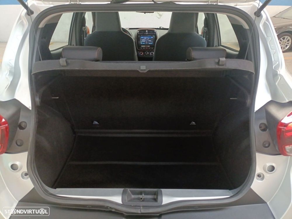 Dacia Spring Comfort Plus - 12