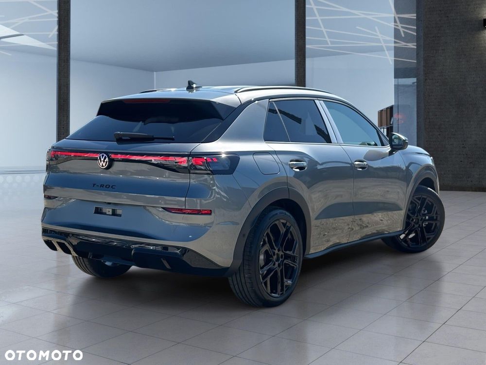 Volkswagen T-Roc 1.5 eTSI R-Line DSG - 11