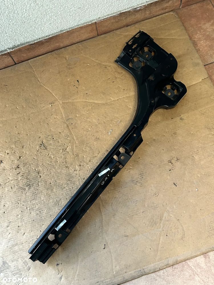 ŚLIZG ZDERZAKA PRAWY BMW G21 7469366 - 1