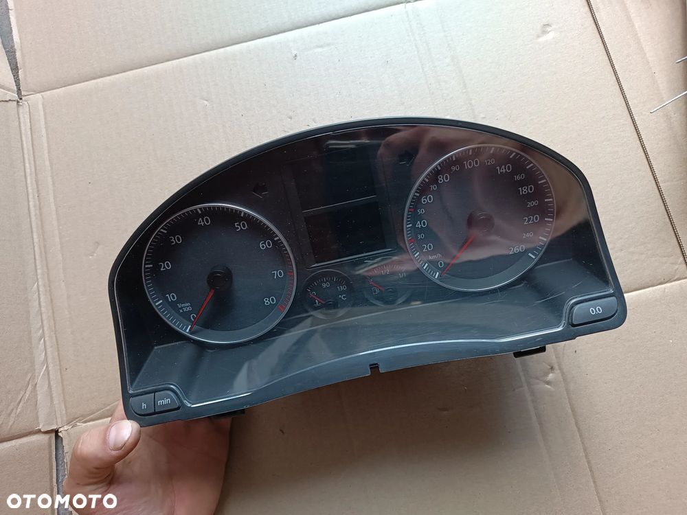 LICZNIK ZEGAR VW  Golf V 1.6 8V BGU 1K0920851N - 1