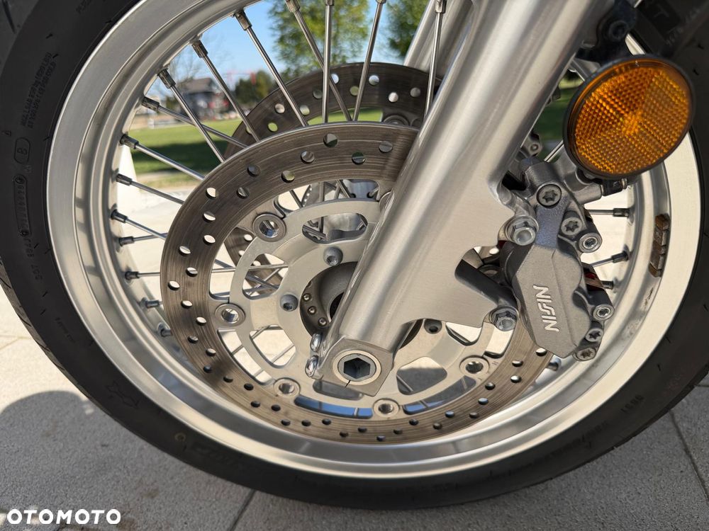 Honda CB - 8
