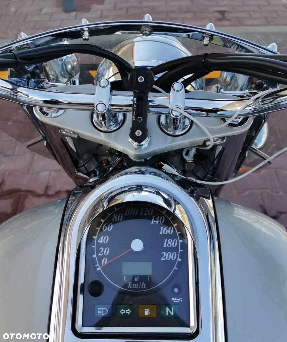 Suzuki VL 1500 Intruder LC - Boulevard C90 - 11