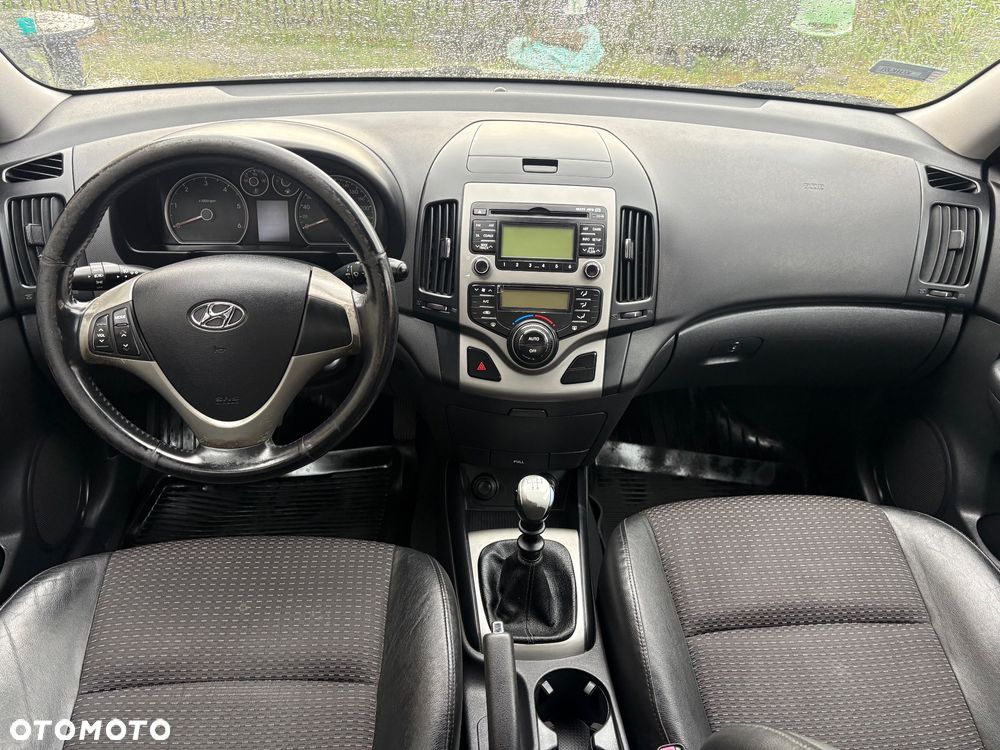Hyundai i30 1.6 CRDi Premium - 6