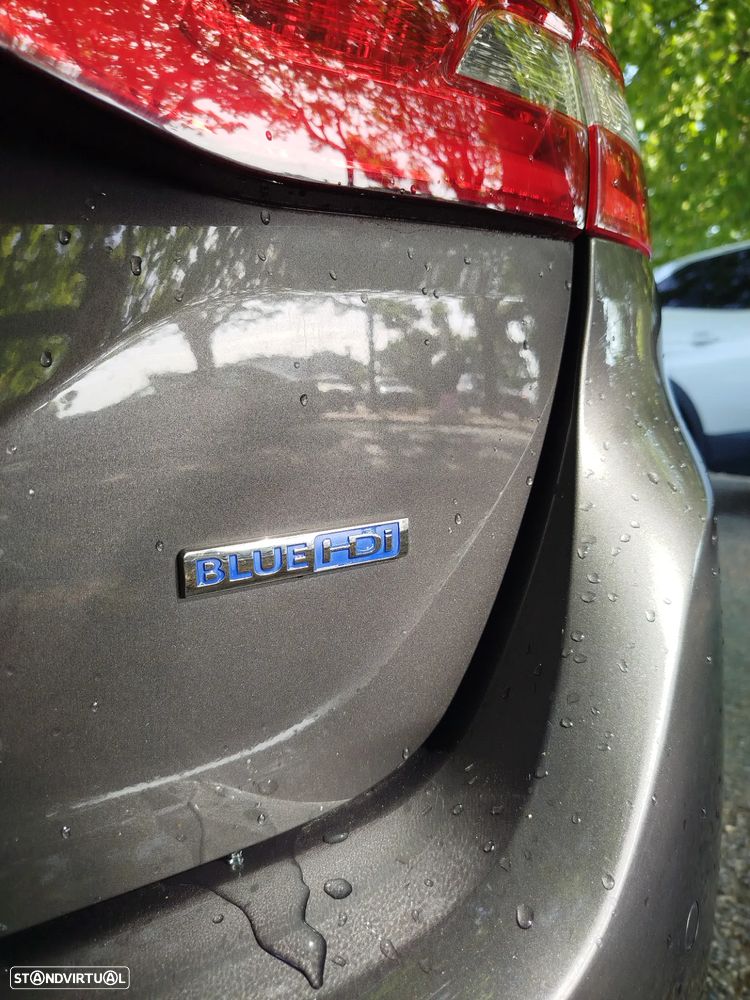 Peugeot 308 SW - 8